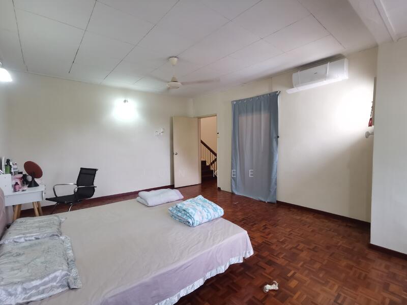 For Sale - Taman Desa