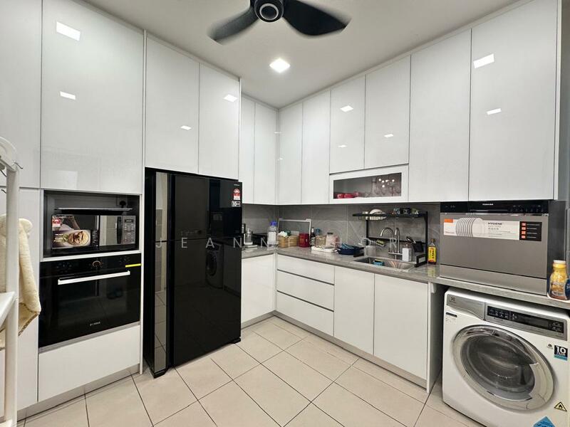 2-storey Terraced House for Sale in 16 Sierra (Puchong) - Jeanne Hor - Kitchen - PropertyGuru.com.my