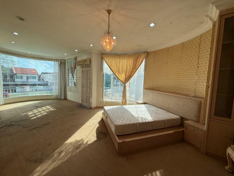 For Sale - jalan molek