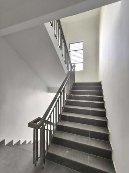 Factory for Rent in Taman Perniagaan Setia (Johor Bahru) - Lisa Yeo - Corridor - PropertyGuru.com.my