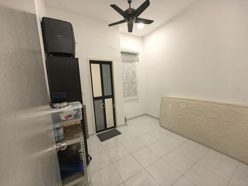 2-storey Terraced House for Sale in Saujana Utama (Puncak Alam) - Chu Chen Sam - Bedroom - PropertyGuru.com.my