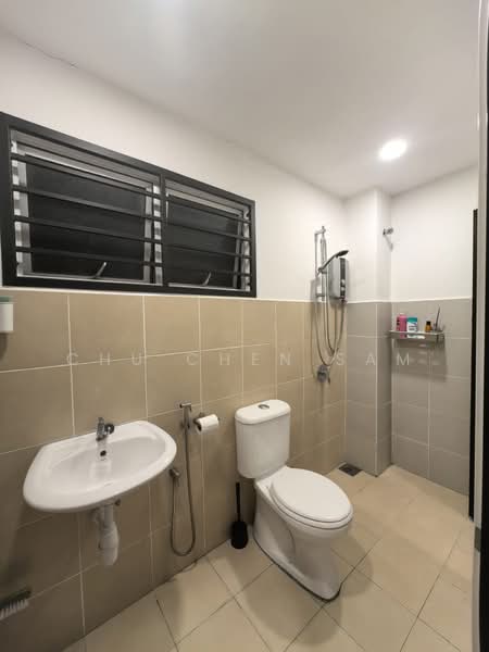 2-storey Terraced House for Sale in Saujana Utama (Puncak Alam) - Chu Chen Sam - Bathroom - PropertyGuru.com.my