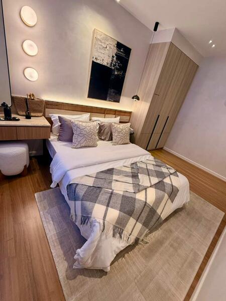 The LightHauz by Exsim - Show Unit Photo