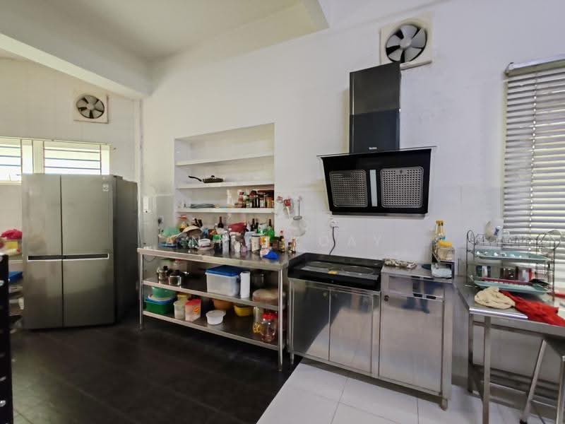 3-storey Terraced House for Sale in Tanjung Bungah (Penang) - Anna Koay - Kitchen - PropertyGuru.com.my