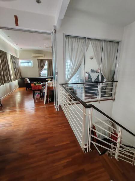 3-storey Terraced House for Sale in Tanjung Bungah (Penang) - Anna Koay - Living Room - PropertyGuru.com.my