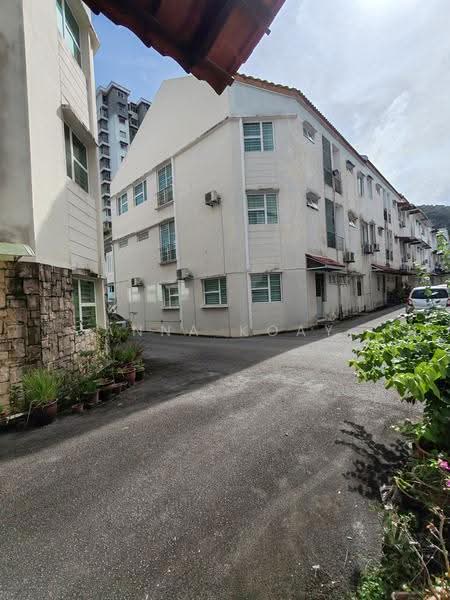 3-storey Terraced House for Sale in Tanjung Bungah (Penang) - Anna Koay - Exterior - PropertyGuru.com.my