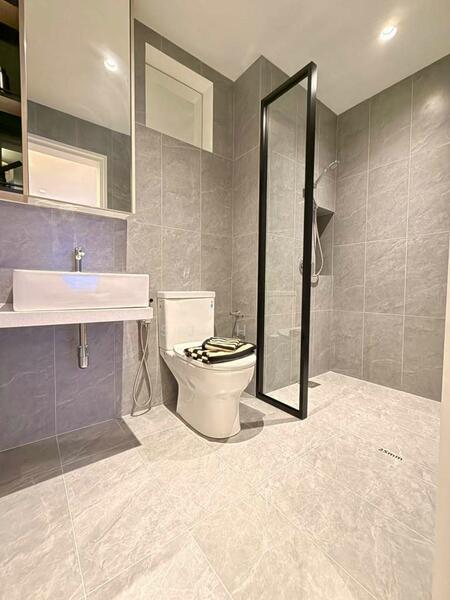 The LightHauz by Exsim - Show Unit Photo