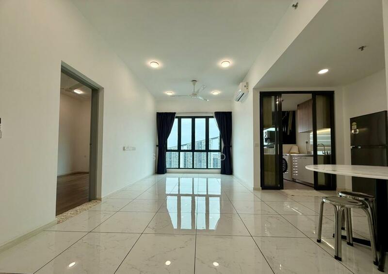 Sausana @ Utropolis - Living & Dining