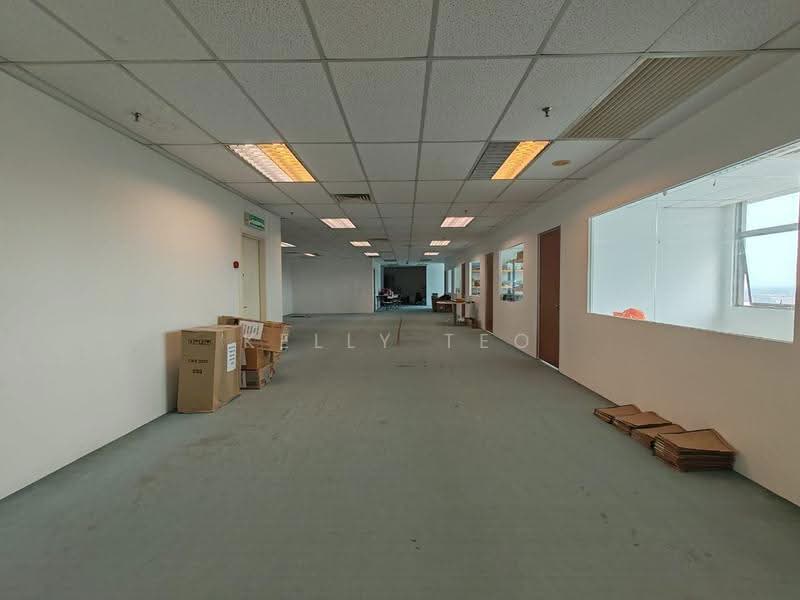 Office for Rent in Bandar Bukit Tinggi (Klang) - Kelly Teo - Corridor - PropertyGuru.com.my