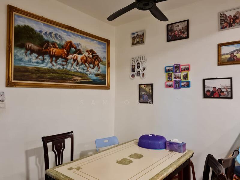 Rumah Teres 2.5-Tingkat untuk Dijual di Batu 9 (Cheras) - Sam Ong - Dining Room - PropertyGuru.com.my