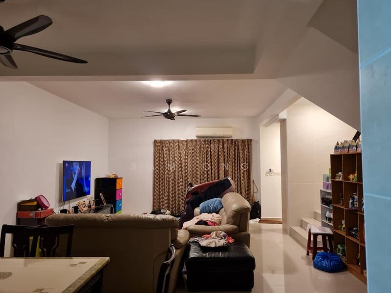 Rumah Teres 2.5-Tingkat untuk Dijual di Batu 9 (Cheras) - Sam Ong - Living Room - PropertyGuru.com.my