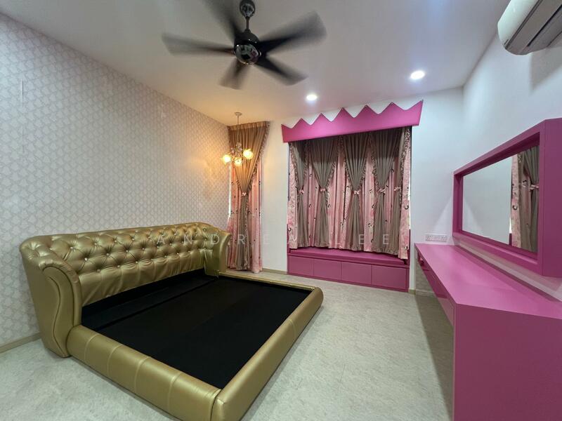3-storey Terraced House for Sale in Bandar Bayan Bahru (Bayan Lepas) - Andrea Lee - Bedroom - PropertyGuru.com.my