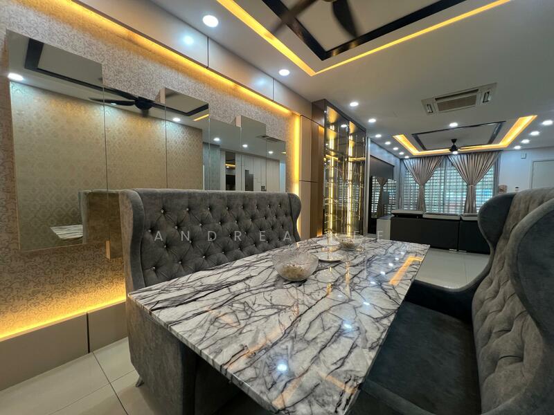 3-storey Terraced House for Sale in Bandar Bayan Bahru (Bayan Lepas) - Andrea Lee - Dining Room - PropertyGuru.com.my