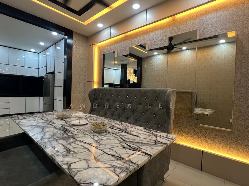 3-storey Terraced House for Sale in Bandar Bayan Bahru (Bayan Lepas) - Andrea Lee - Dining Room - PropertyGuru.com.my
