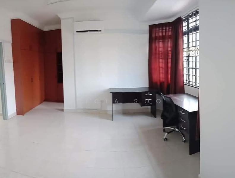 Rumah Teres 3-Tingkat untuk Dijual di Bandar Utama (Selangor) - Alicia Soo - Study - PropertyGuru.com.my