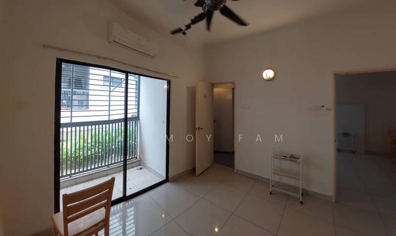 Townhouse for Sale in 16 Sierra (Puchong) - Lai Moy Fam - Living Room - PropertyGuru.com.my