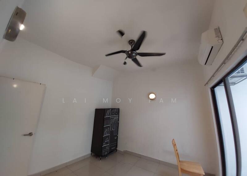 Townhouse for Sale in 16 Sierra (Puchong) - Lai Moy Fam - Bedroom - PropertyGuru.com.my