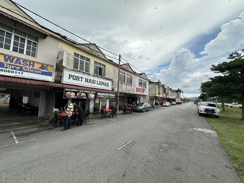 Shop / Office for Sale in Taman Teratai (Bahau) - Kenny Siew - Exterior - PropertyGuru.com.my