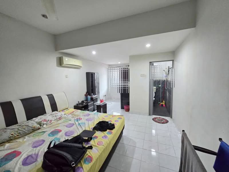 2-storey Terraced House for Sale in Taman Sri Bintang (Kepong) - Kiing TW - Bedroom - PropertyGuru.com.my