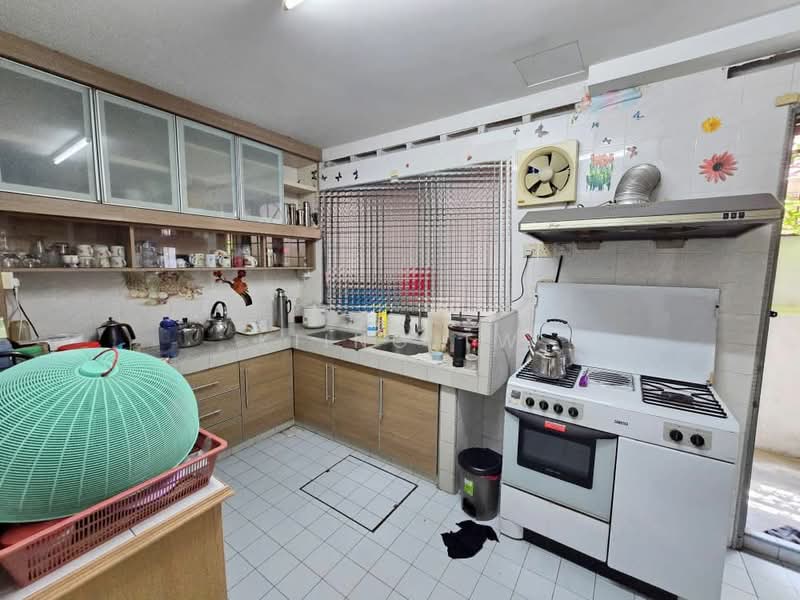 2-storey Terraced House for Sale in Taman Sri Bintang (Kepong) - Kiing TW - Kitchen - PropertyGuru.com.my