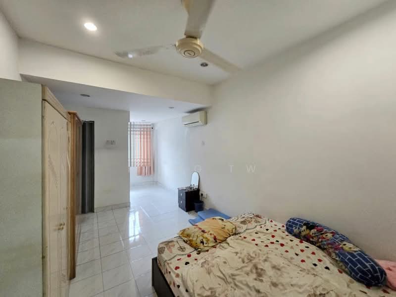 2-storey Terraced House for Sale in Taman Sri Bintang (Kepong) - Kiing TW - Bedroom - PropertyGuru.com.my