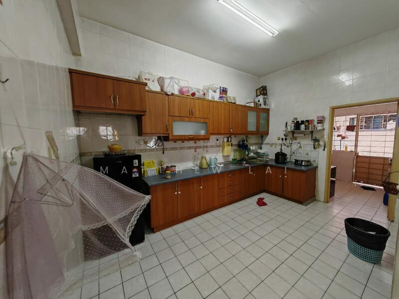 Semi-Detached House for Sale in Sungai Long (Bandar Sungai Long) - Matthew Lai - Kitchen - PropertyGuru.com.my