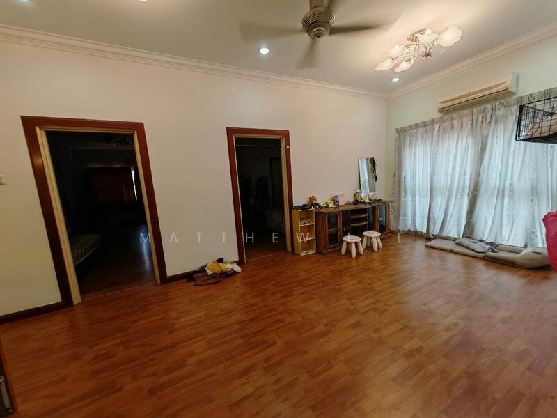 Semi-Detached House for Sale in Sungai Long (Bandar Sungai Long) - Matthew Lai - Living Room - PropertyGuru.com.my