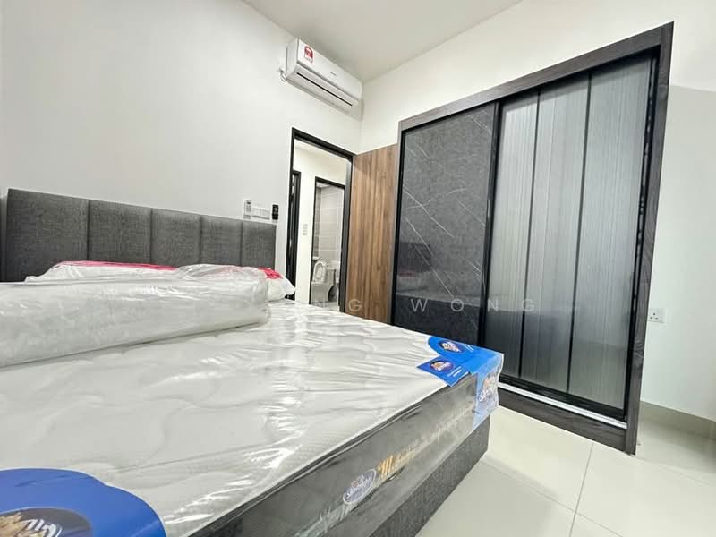 Servis Apartment untuk Dijual di Veranda Residence - Vicky Wong - Bedroom - PropertyGuru.com.my