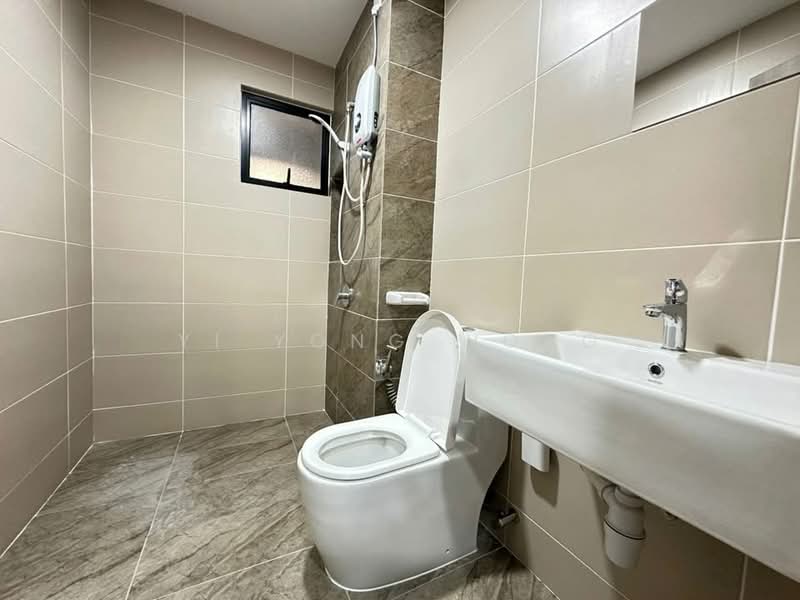 Servis Apartment untuk Dijual di Veranda Residence - Vicky Wong - Bathroom - PropertyGuru.com.my