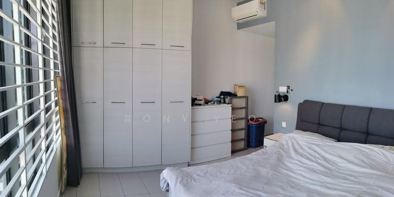Kondominium untuk Dijual di Infiniti 3 Residences - Rony Yeo - Bedroom - PropertyGuru.com.my