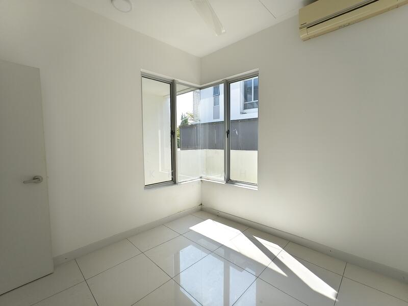 Rumah Teres 2 Tingkat untuk Dijual di Tropicana Heights (Kajang) - KK Sah - Bedroom - PropertyGuru.com.my