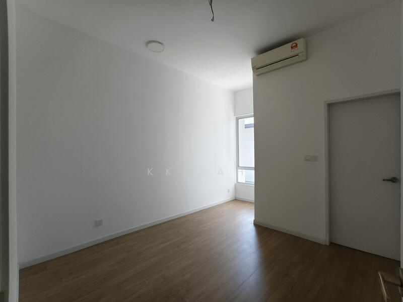 Rumah Teres 2 Tingkat untuk Dijual di Tropicana Heights (Kajang) - KK Sah - Bedroom - PropertyGuru.com.my