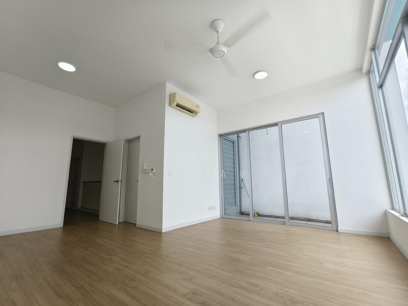 Rumah Teres 2 Tingkat untuk Dijual di Tropicana Heights (Kajang) - KK Sah - Living Room - PropertyGuru.com.my