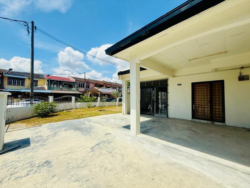 Rumah Teres 2 Tingkat untuk Dijual di Taman Seremban Jaya (Rantau) - Rosniza Tanidi - Exterior - PropertyGuru.com.my