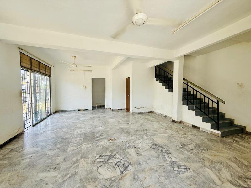 Rumah Teres 2 Tingkat untuk Dijual di Taman Seremban Jaya (Rantau) - Rosniza Tanidi - Living Room - PropertyGuru.com.my