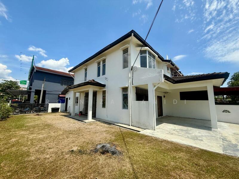 Rumah Teres 2 Tingkat untuk Dijual di Taman Seremban Jaya (Rantau) - Rosniza Tanidi - Exterior - PropertyGuru.com.my