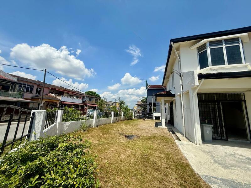 Rumah Teres 2 Tingkat untuk Dijual di Taman Seremban Jaya (Rantau) - Rosniza Tanidi - Exterior - PropertyGuru.com.my
