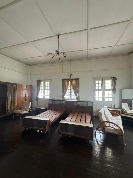 For Sale - LANDED SALE 2 STOREY BUNGALOW AT GEORGETOWN PULAU TIKUS RARE IN MARKET BIG GARDEN COMMERCIAL USE