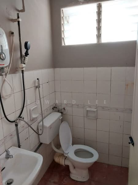 Apartment for Rent at Gambier Heights - Edward Lee - Bathroom - PropertyGuru.com.my
