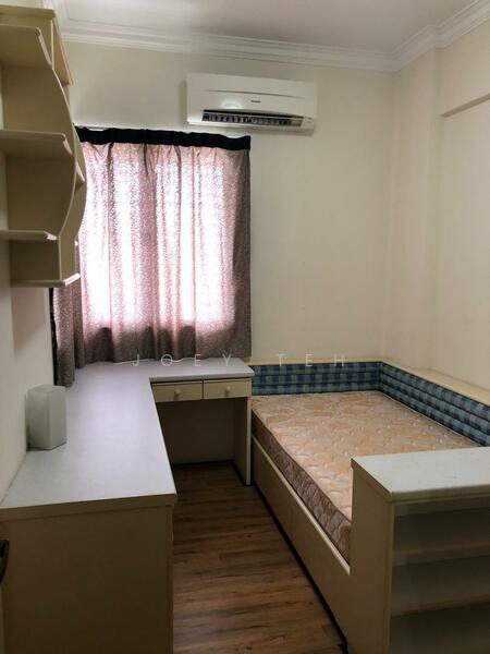 Condominium for Rent at Gold Coast Resort Condominium - Joey Teh - Bedroom - PropertyGuru.com.my