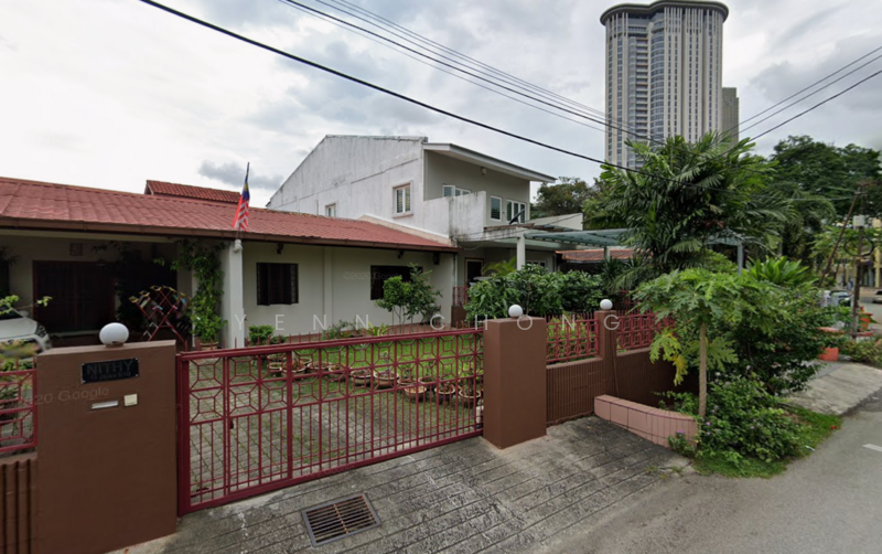 1-storey Terraced House for Sale in Seksyen 8 (Petaling Jaya) - Yenn Chong - Exterior - PropertyGuru.com.my