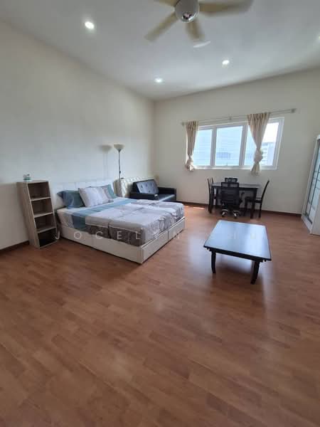 Servis Apartment untuk Disewa di Maytower Serviced Residences - Jocelyn Shu - Bedroom - PropertyGuru.com.my