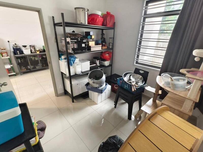 For Sale - Dato Onn Dato Onn Datos Onns