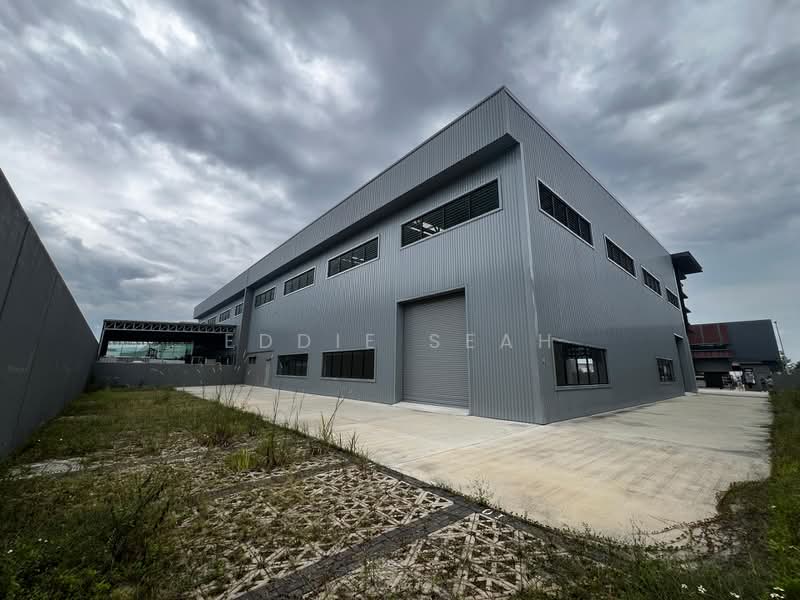 Detached Factory for Rent in Sungai Buloh (Selangor) - Eddie Seah - Exterior - PropertyGuru.com.my