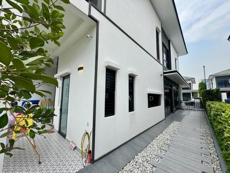 Semi-Detached House for Sale in Setia Alam (Selangor) - Alif Saad - Exterior - PropertyGuru.com.my
