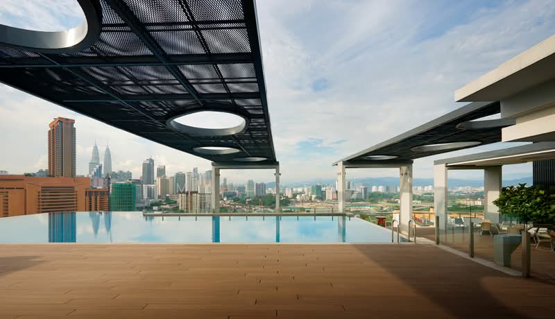 Servis Apartment untuk Dijual di D'Majestic Place - May Yean - Pool - PropertyGuru.com.my