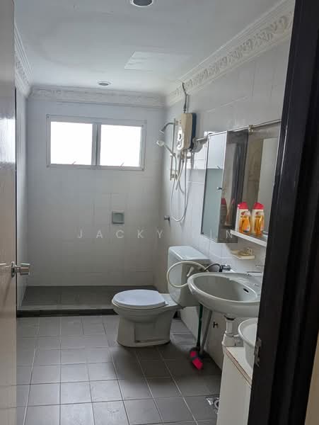 Condominium for Sale at Robson Heights - Jacky Lin - Bathroom - PropertyGuru.com.my