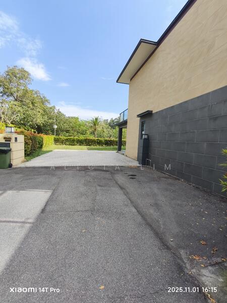 Untuk Disewa - FOREST CITY