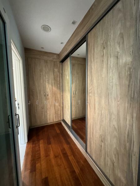 Untuk Dijual - valencia