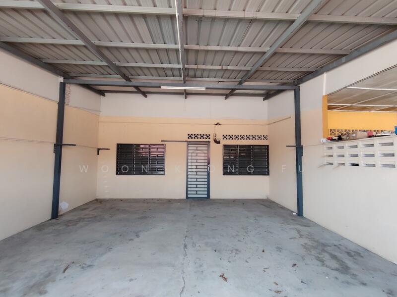 Car Porch with full awning